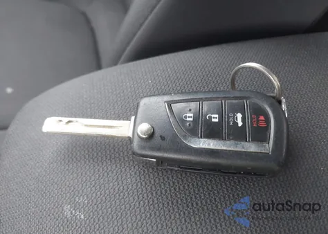 2021 Toyota Corolla Le from USA, damaged, VIN 5YFEPMAE2MP160752